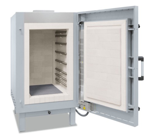 Печь камерная Nabertherm N 500E/C440, обогрев с трех сторон, 1300°C Печь камерная Nabertherm N 500E/C440, обогрев с трех сторон, 1300°C